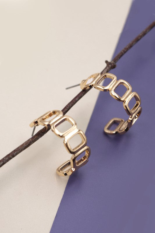 SQUARE LINK HOOP EARRING