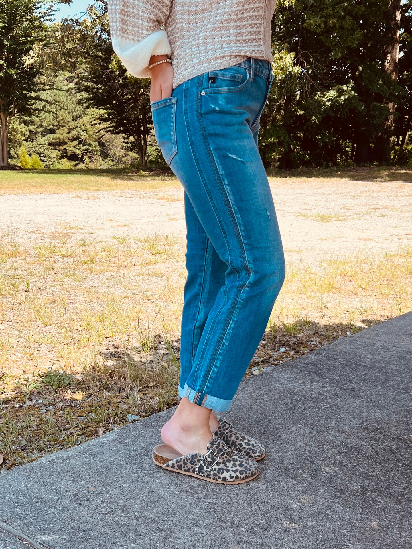 Kiser Mid Rise Slim Boyfriend Jeans by Kan Can**FINAL SALE**