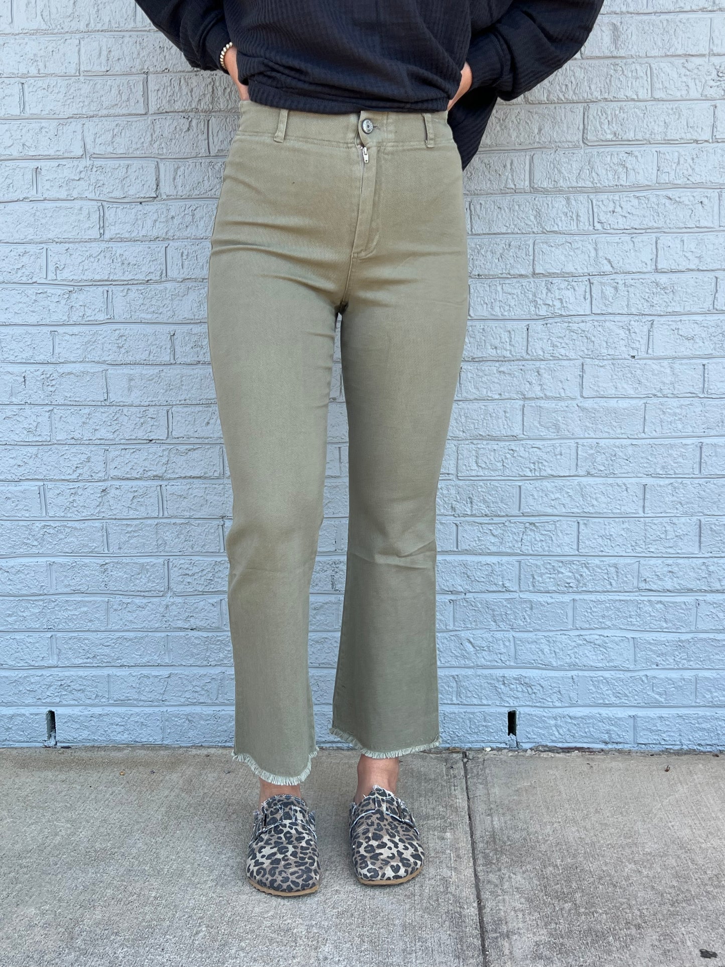 Judy Wide Leg Pants in Olive**FINAL SALE**
