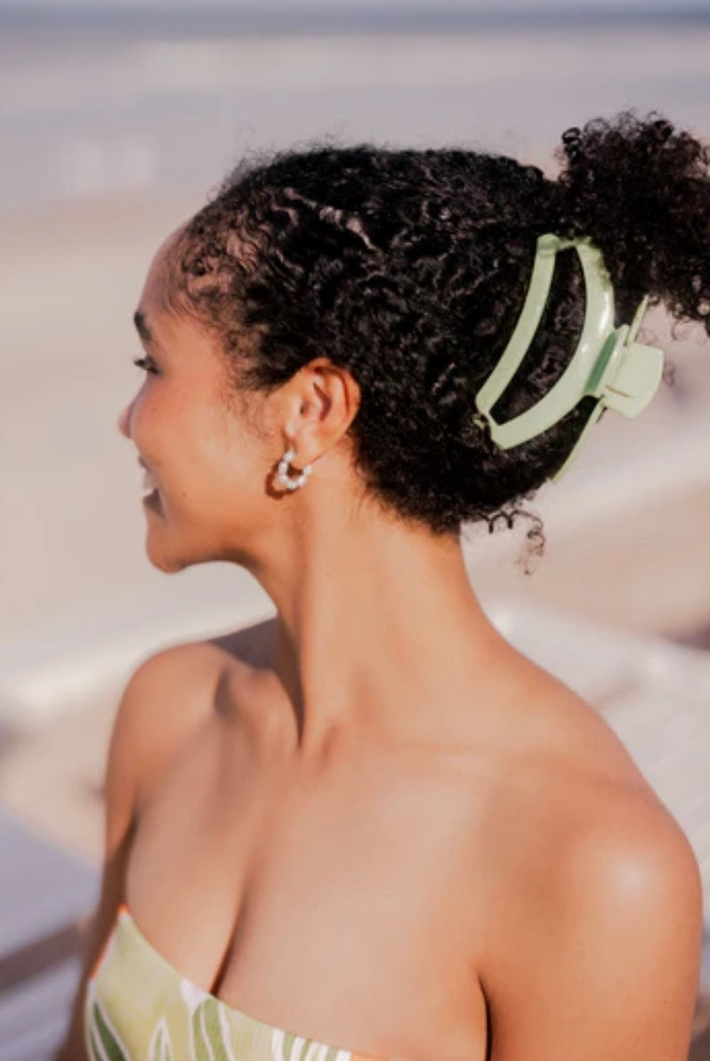 Open Hair Clip in Aloe, There!!