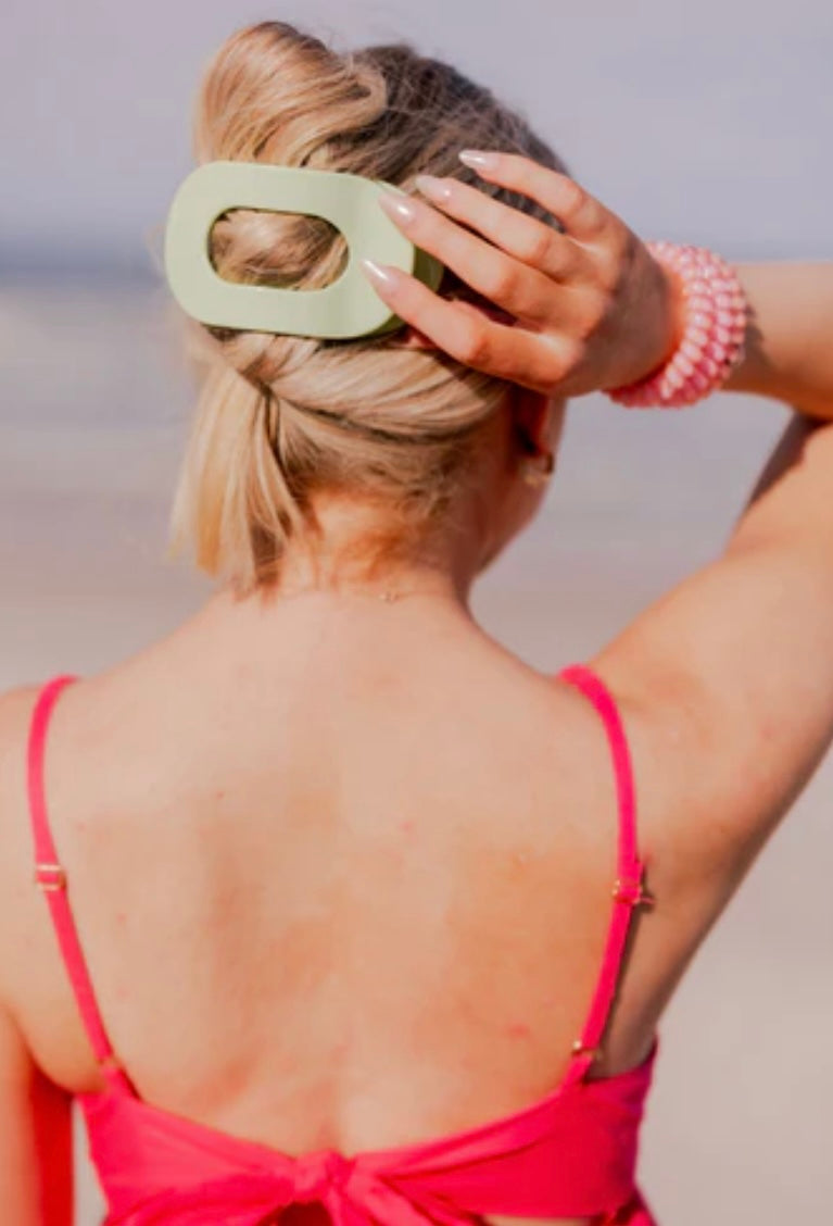 Round Flat Hair Clip in Aloe,There!