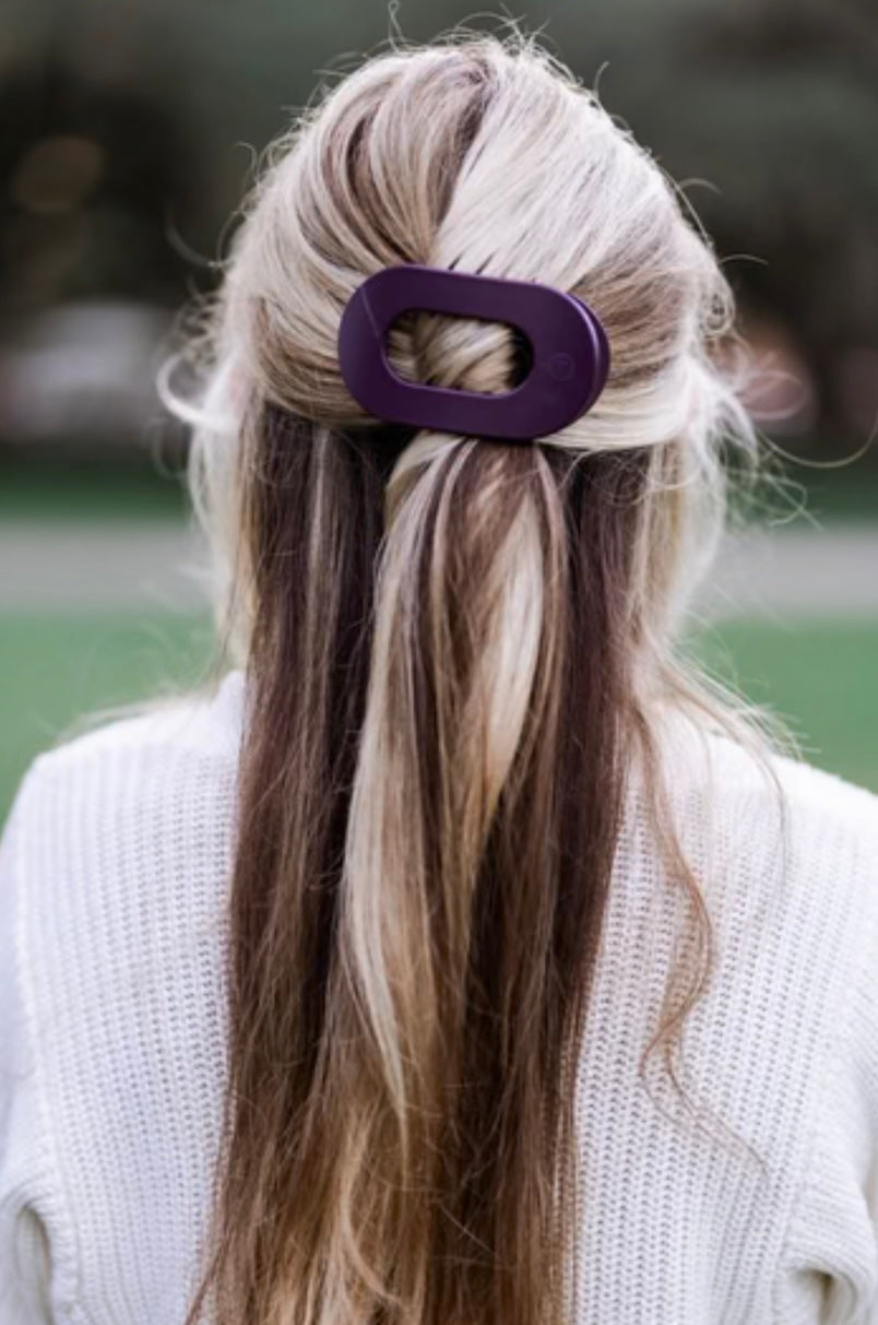 Flat Round Hair Clip in Burgundy Bliss