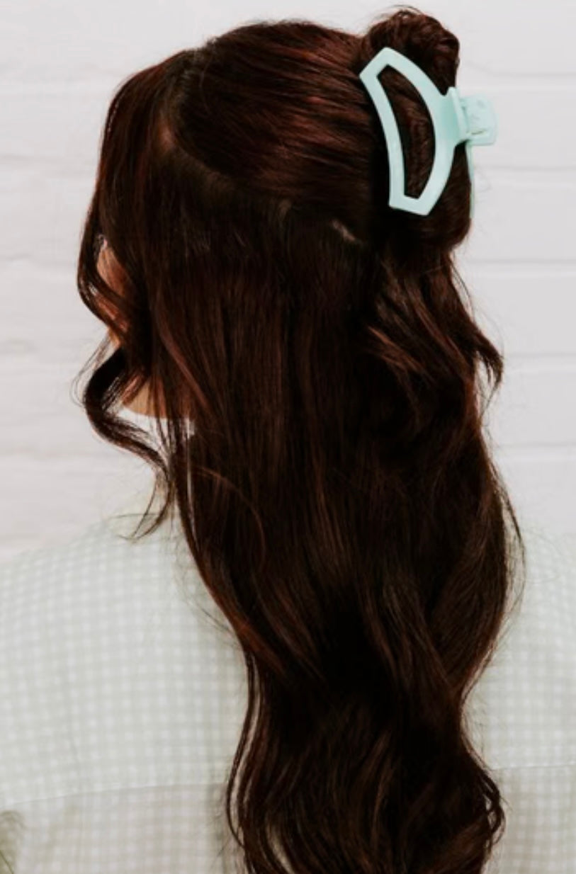 Open Hair Clip in Mint to Be**FINAL SALE**
