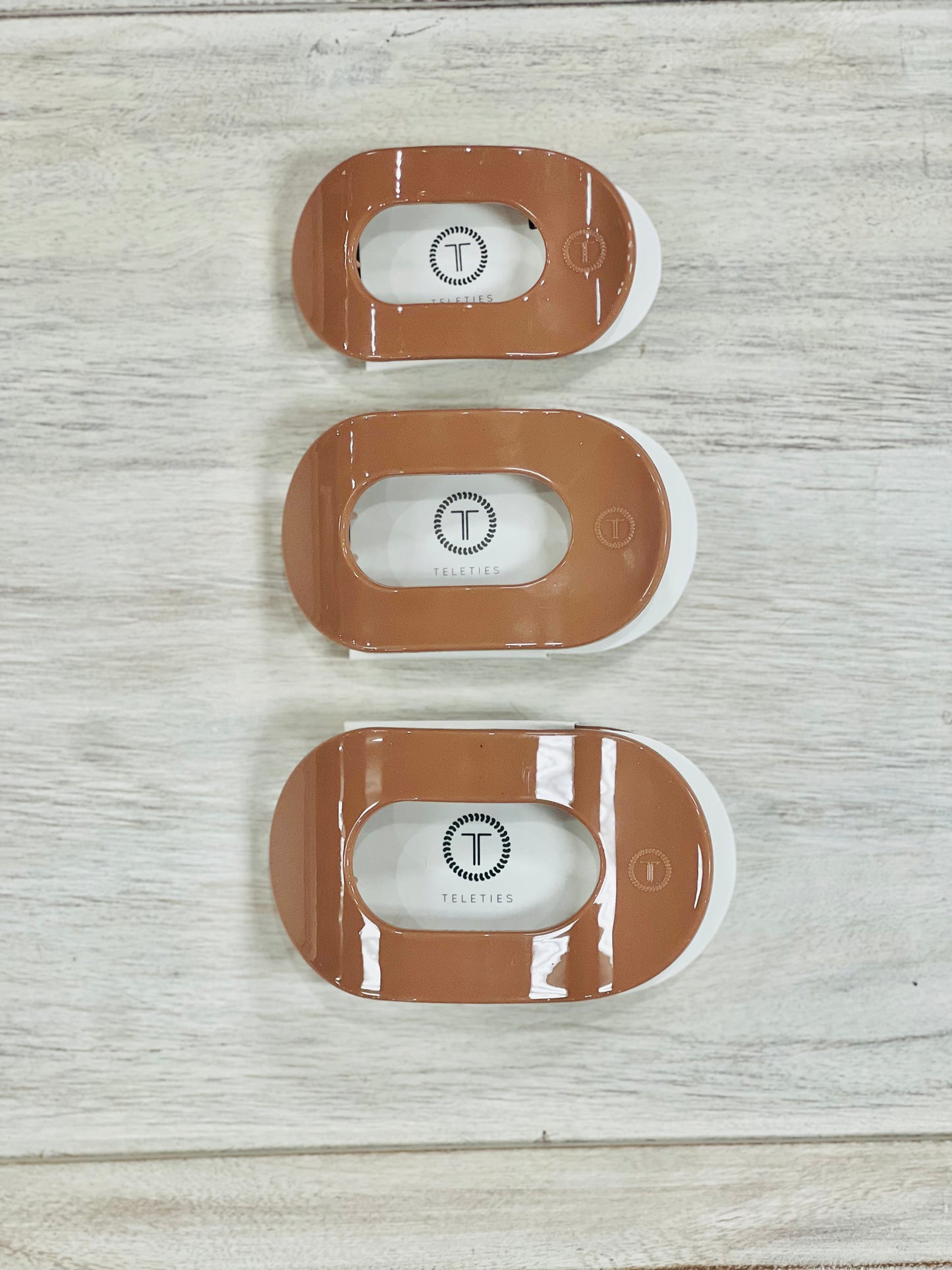 Flat Round Hair Clip in Mocha Mousse