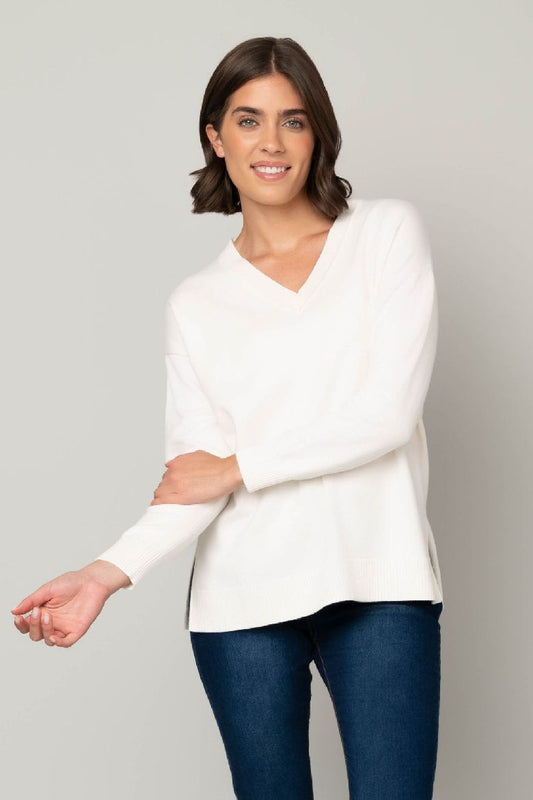 Jersey Stitch V-Neck Sweater in White