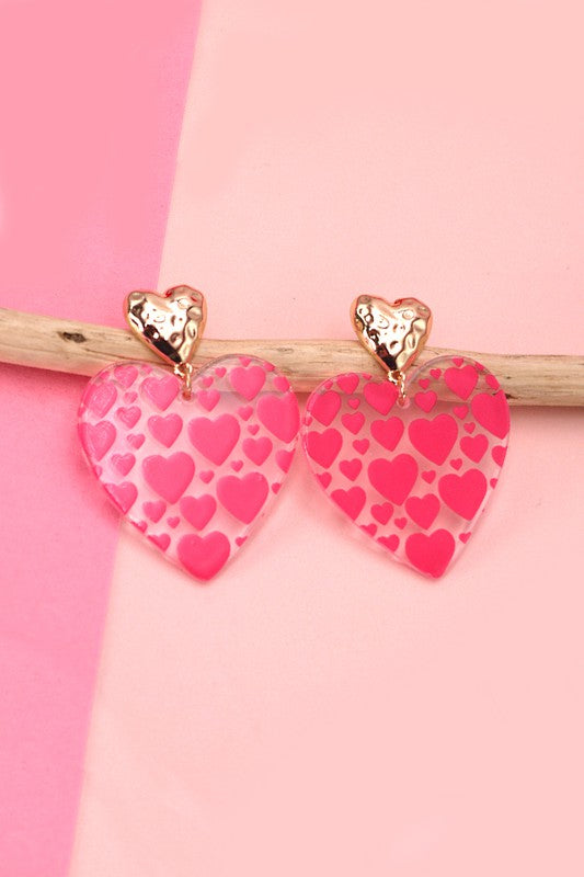 ACRYLIC HEART HAMMERED POST EARRINGS