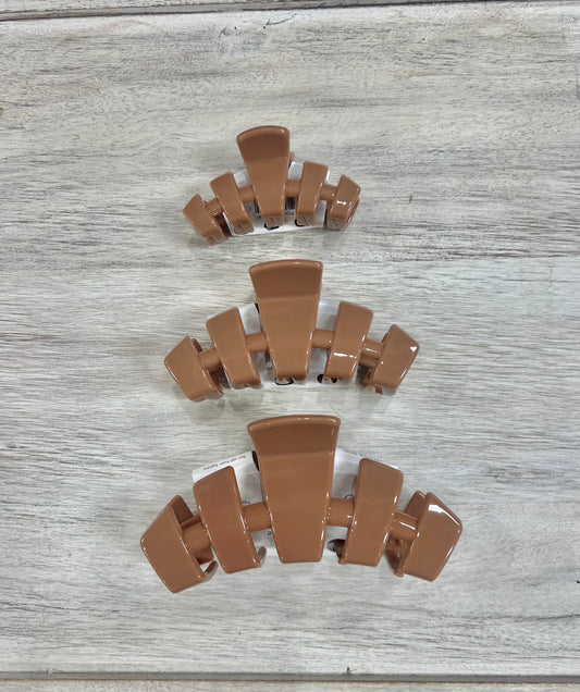 Classic Hair Clip in Mocha Mousse
