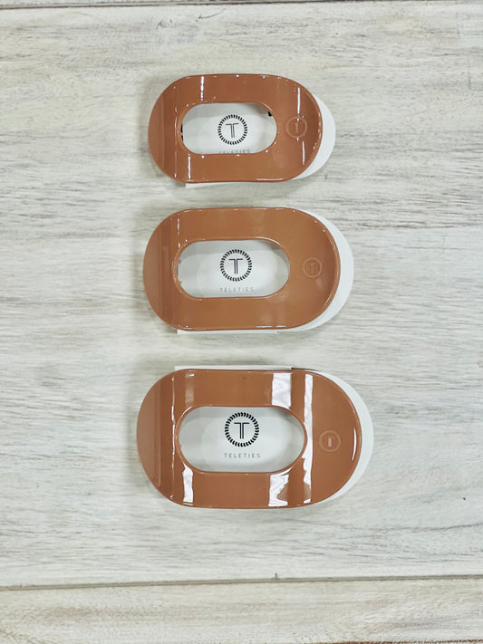 Flat Round Hair Clip in Mocha Mousse