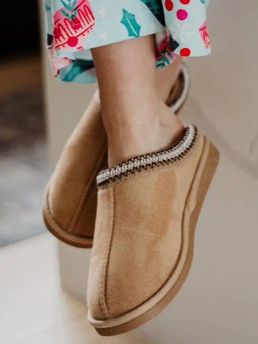 Sand Embroidered Comfy Slippers
